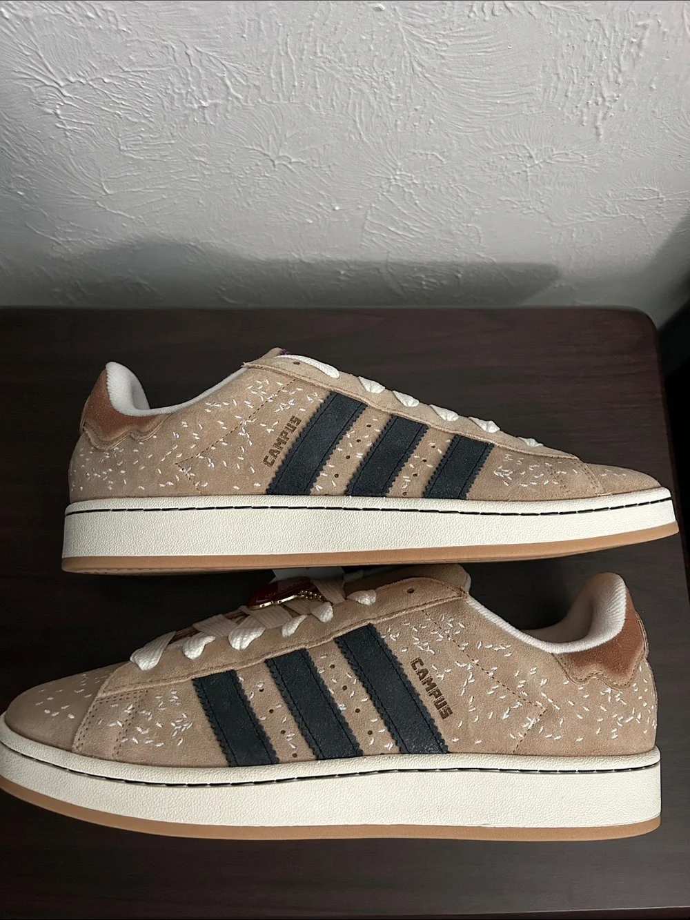 Adidas Campus 00s